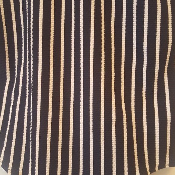 🩱H&M Bathing suit🩱 - Picture 2 of 7